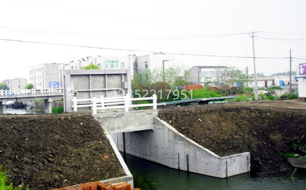 智能MCC控制保護管理閘門控制系統的好幫手(圖1) 1-1Z61Q63625923_副本.jpg